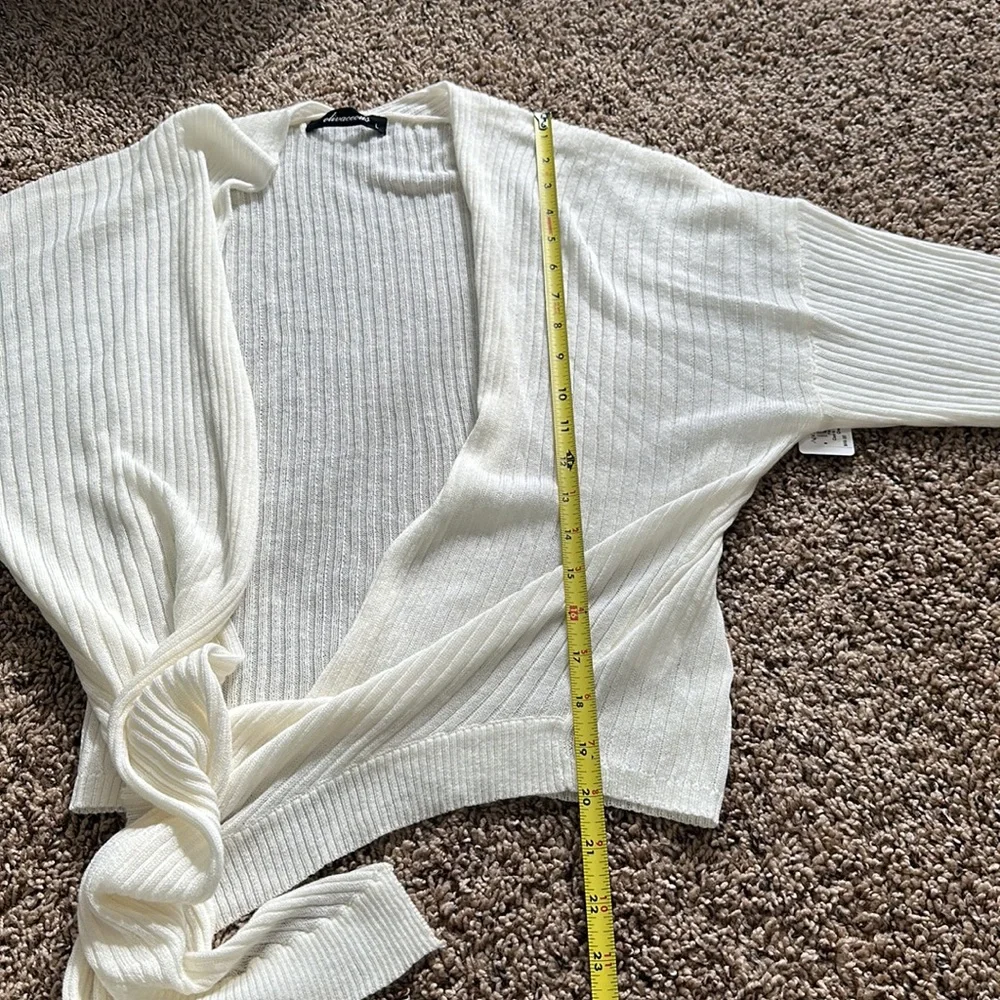 NWT Olivaceous Apricot Lane Cream Cropped Tie Front Cardigan Sweater Large - Picture 13 of 13